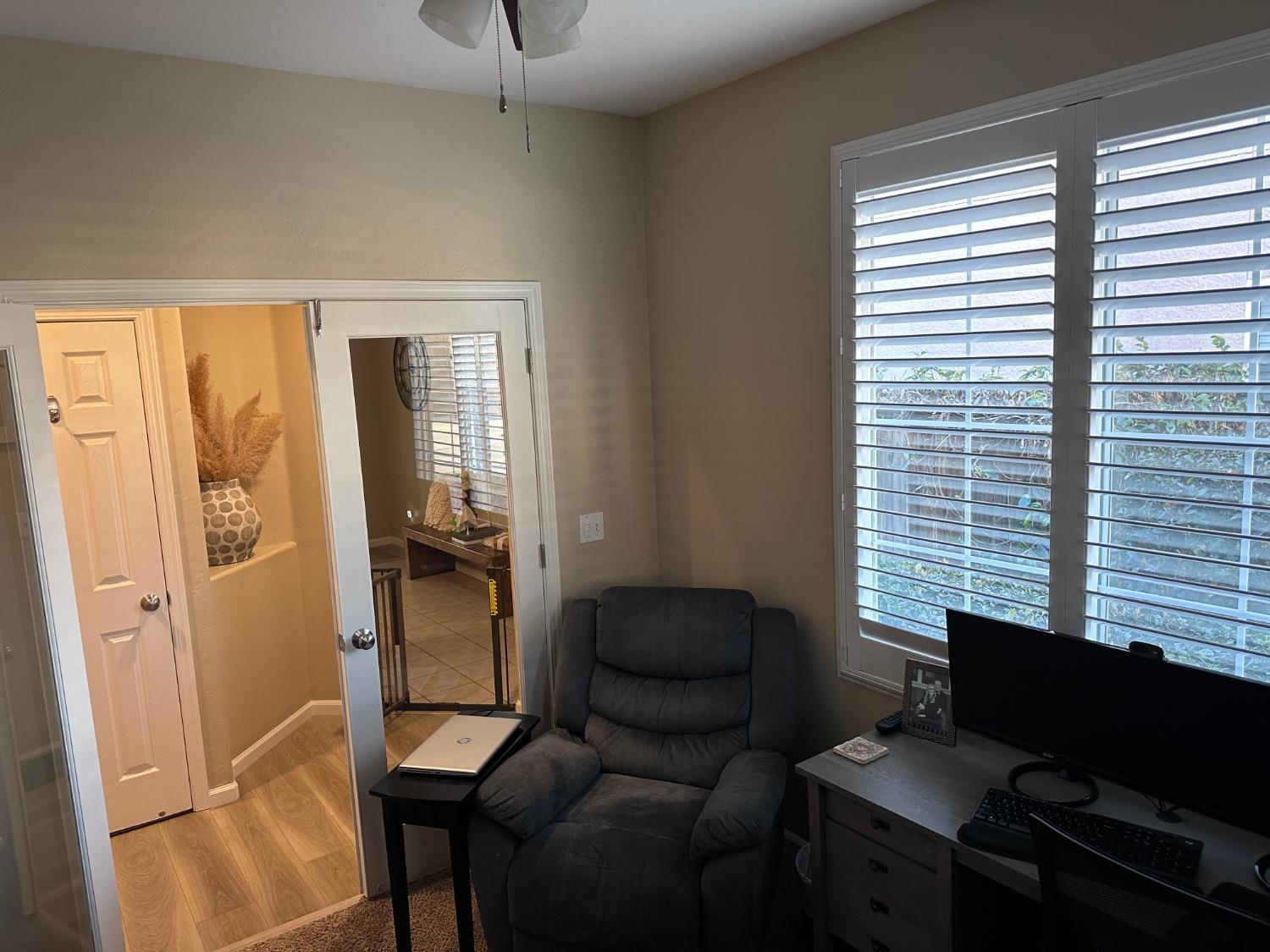 852 Beauregard Ln, Clovis, CA 93619