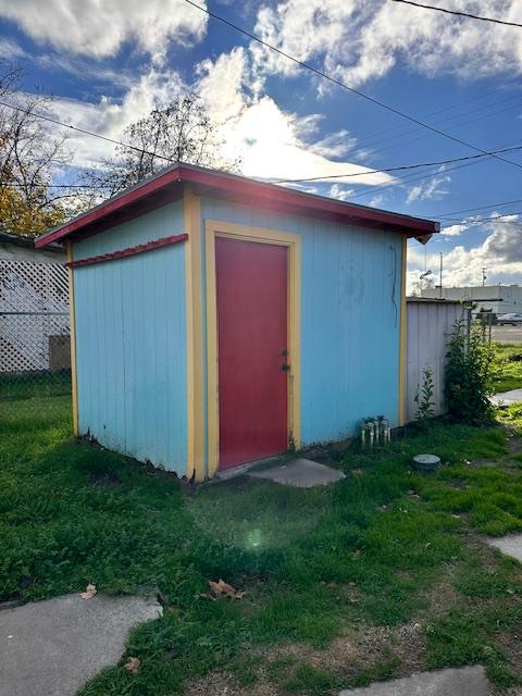 716 Nebraska Ave, Madera, CA 93638