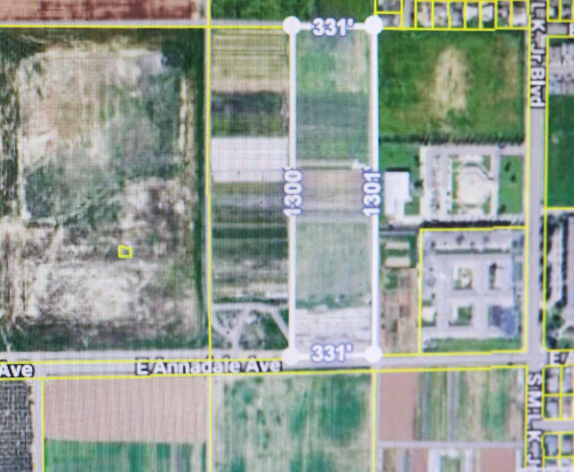 721 E Annadale Ave, Fresno, CA 93706