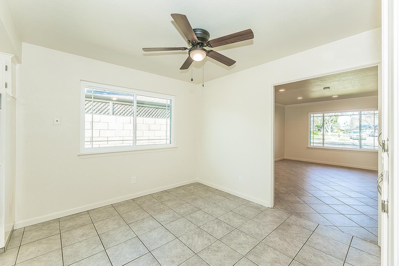 5840 E Illinois Ave, Fresno, CA 93727