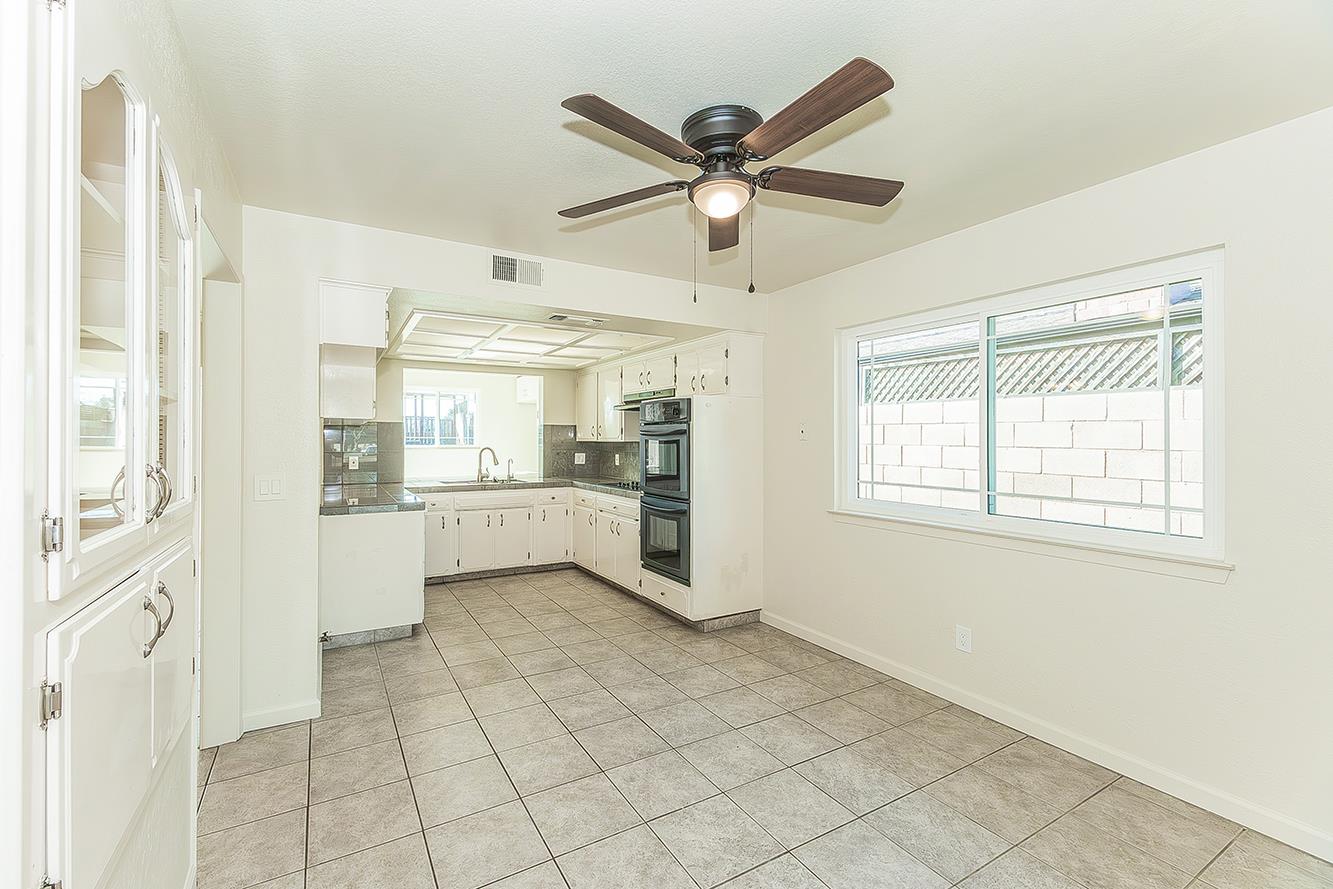 5840 E Illinois Ave, Fresno, CA 93727