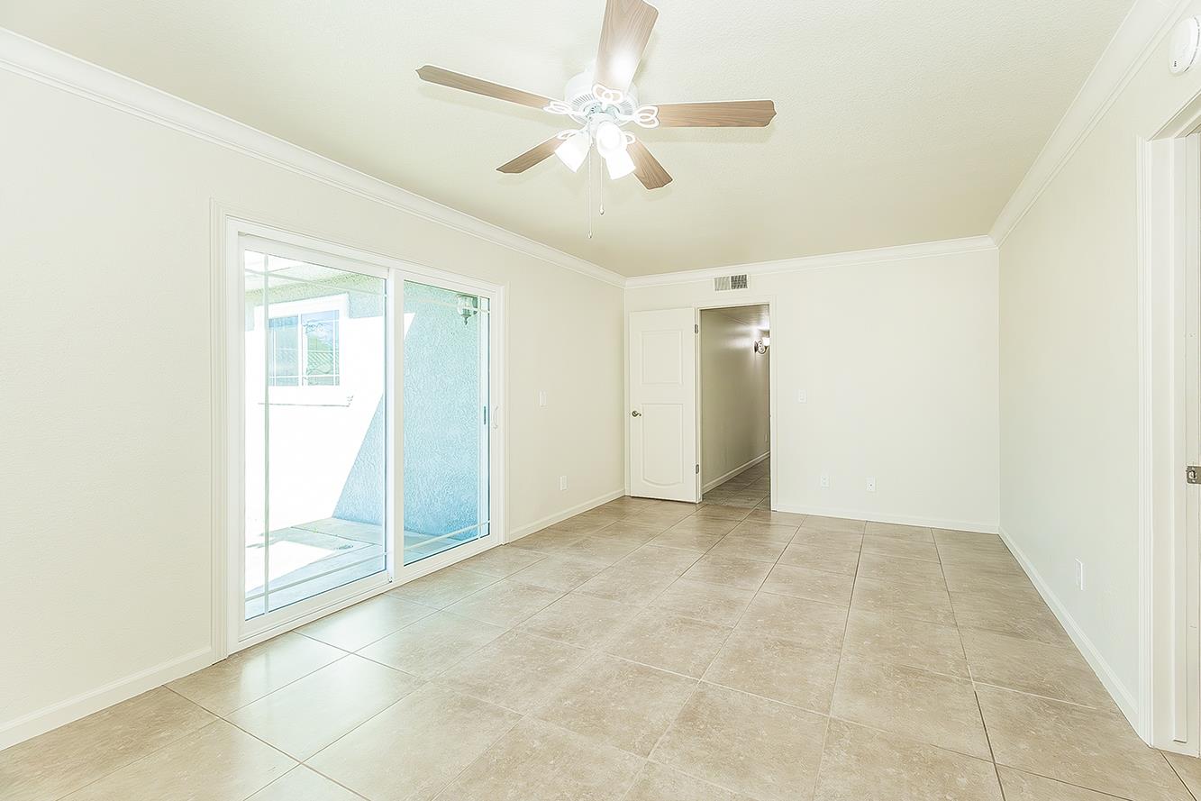 5840 E Illinois Ave, Fresno, CA 93727