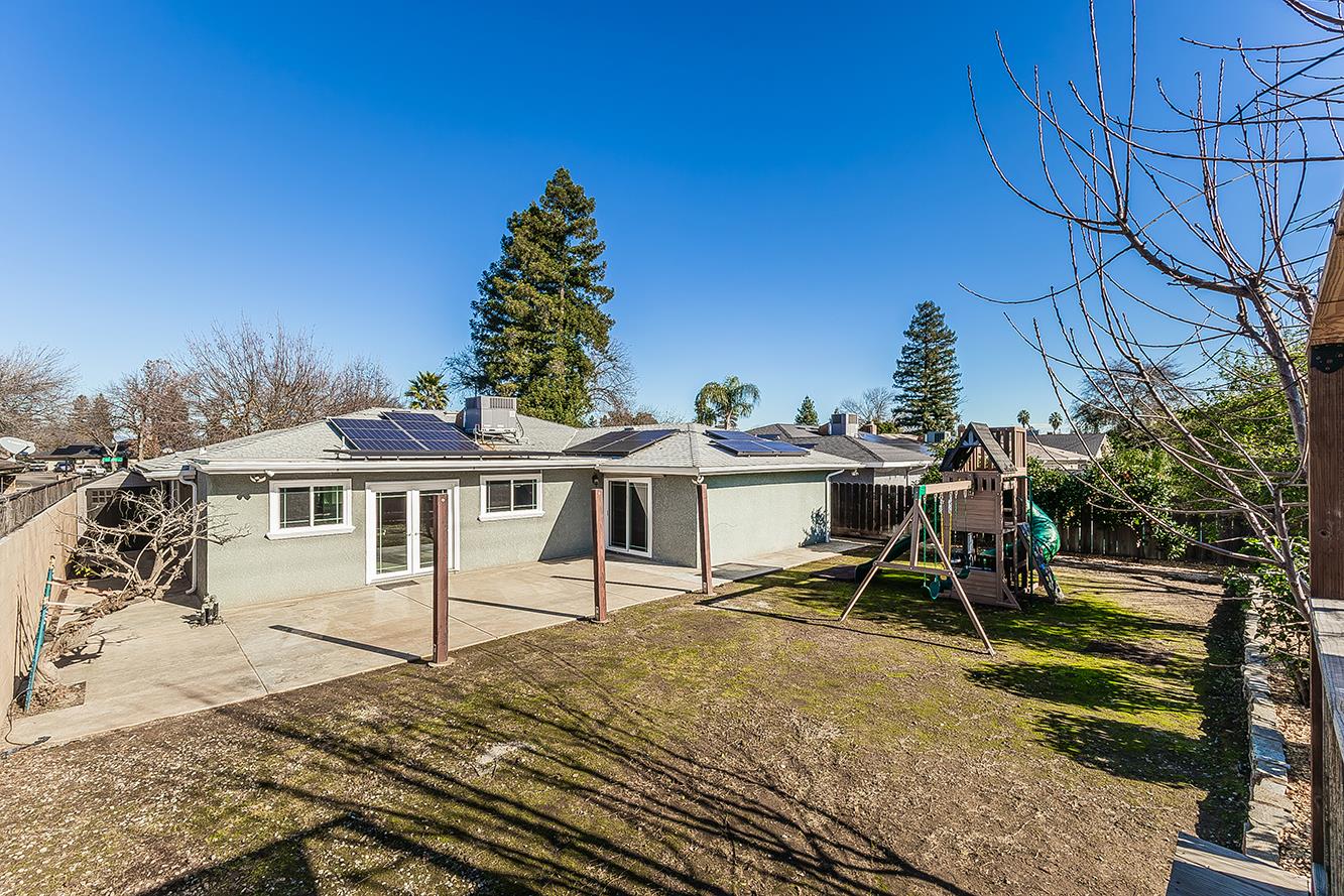 5840 E Illinois Ave, Fresno, CA 93727