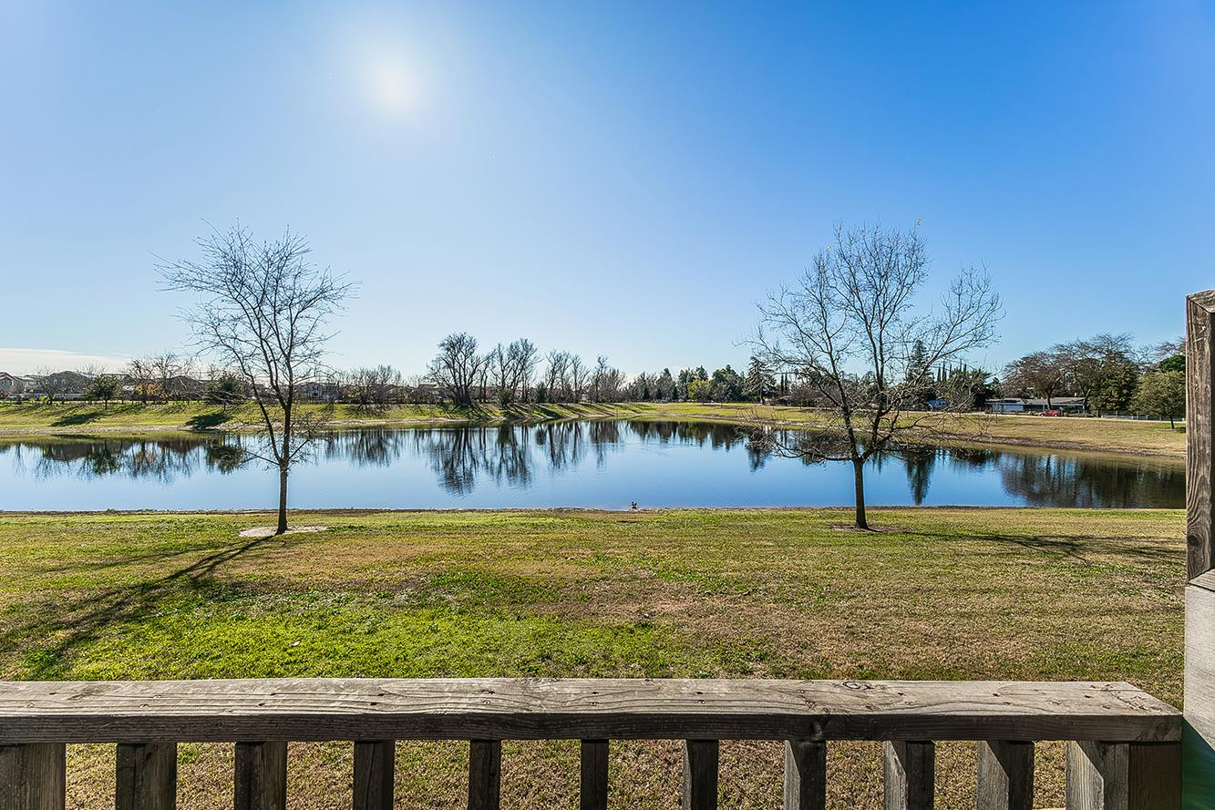 5840 E Illinois Ave, Fresno, CA 93727