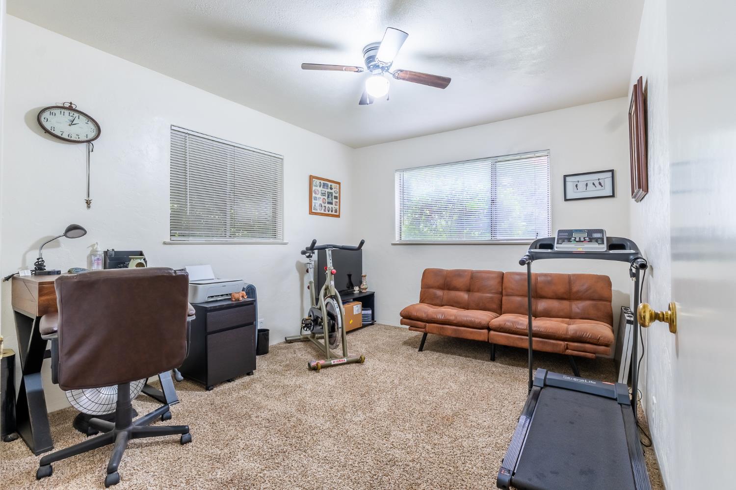 2349 E Pontiac Way, Fresno, CA 93726