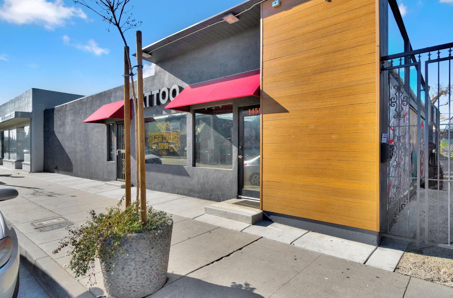 1459 N Van Ness Ave, Fresno, CA 93728