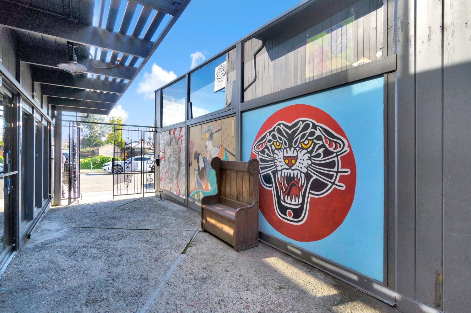 1459 N Van Ness Ave, Fresno, CA 93728