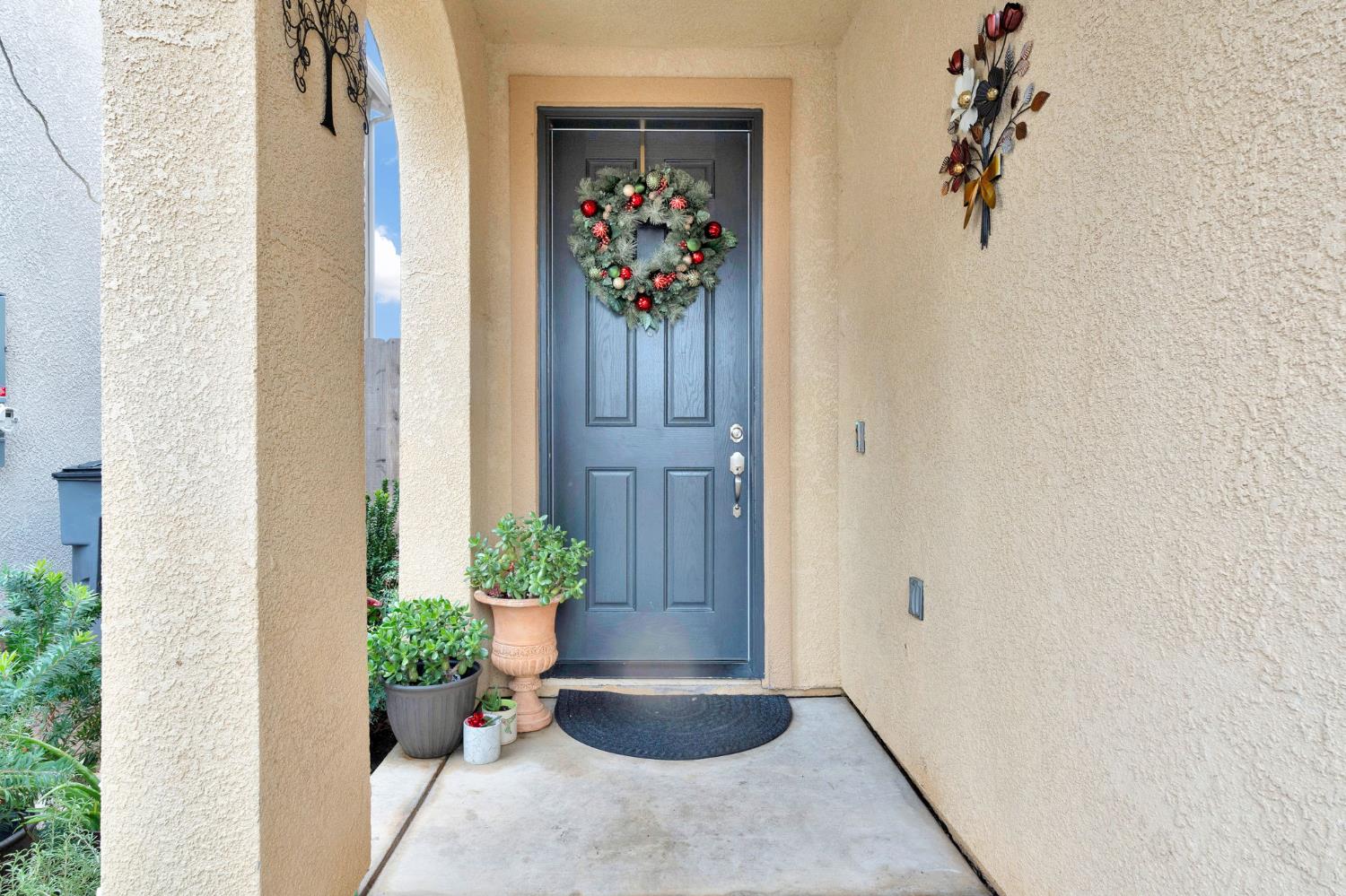 6377 E Meritage Dr, Fresno, CA 93727