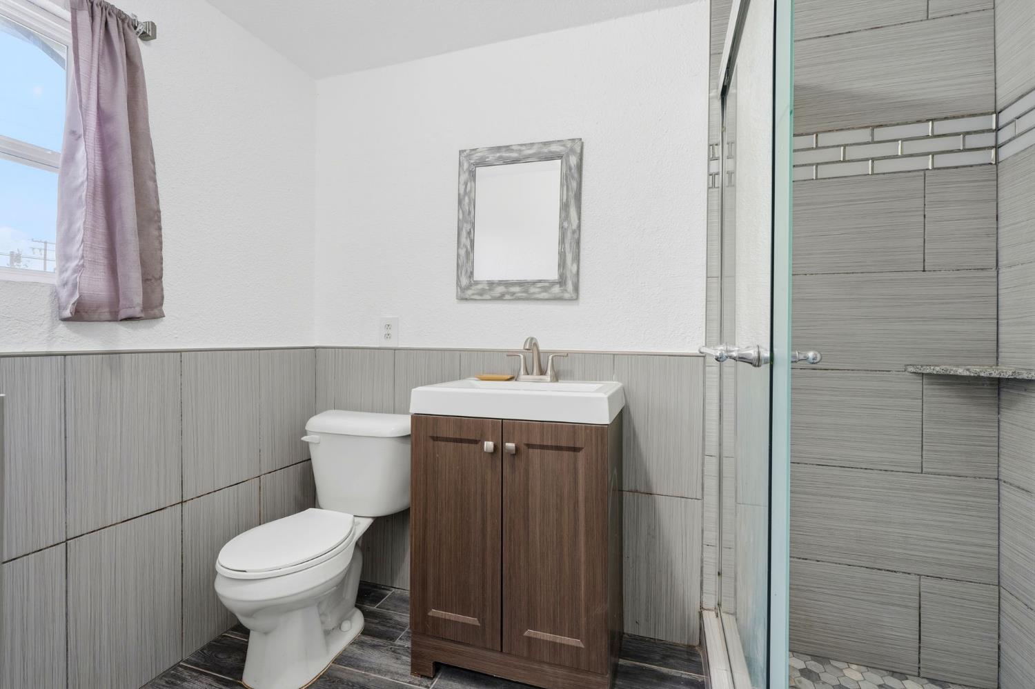 3485 E Clay Ave, Fresno, CA 93702