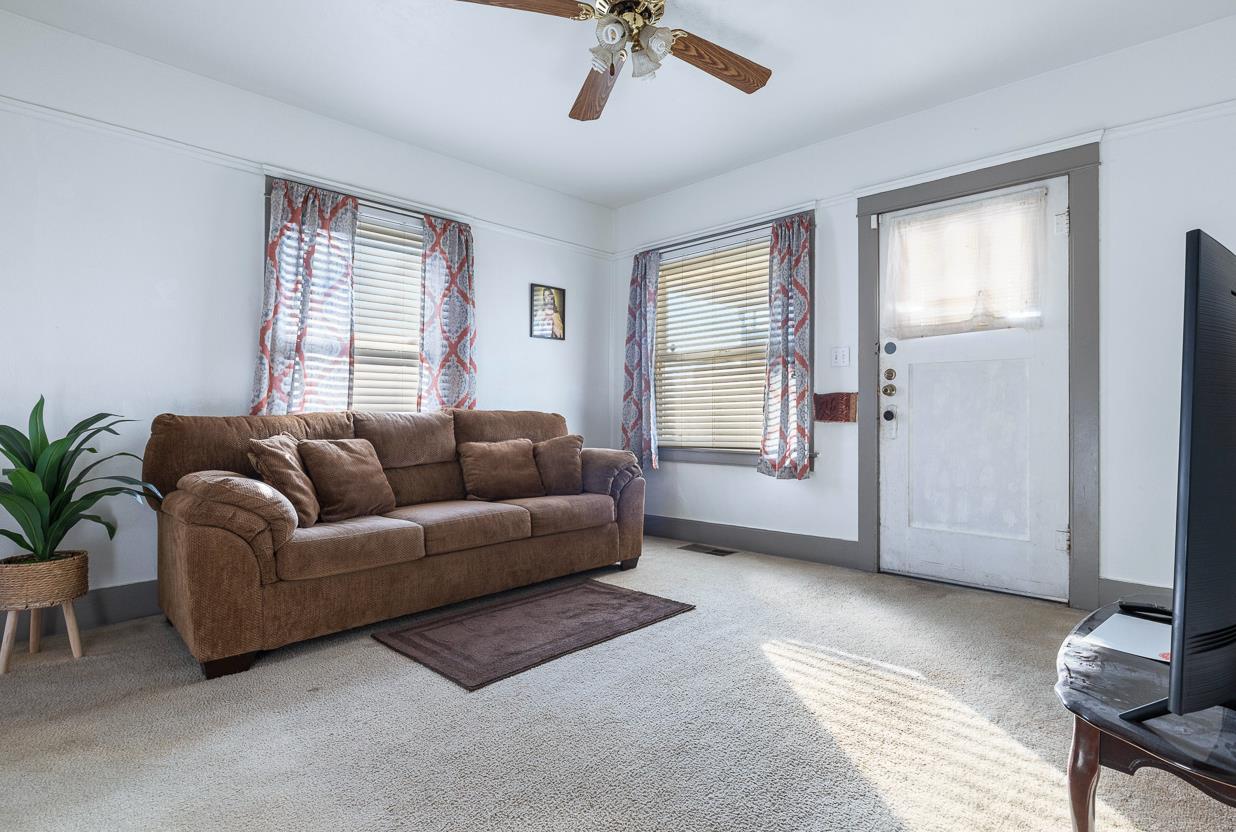 2766 Lee St, Selma, CA 93662