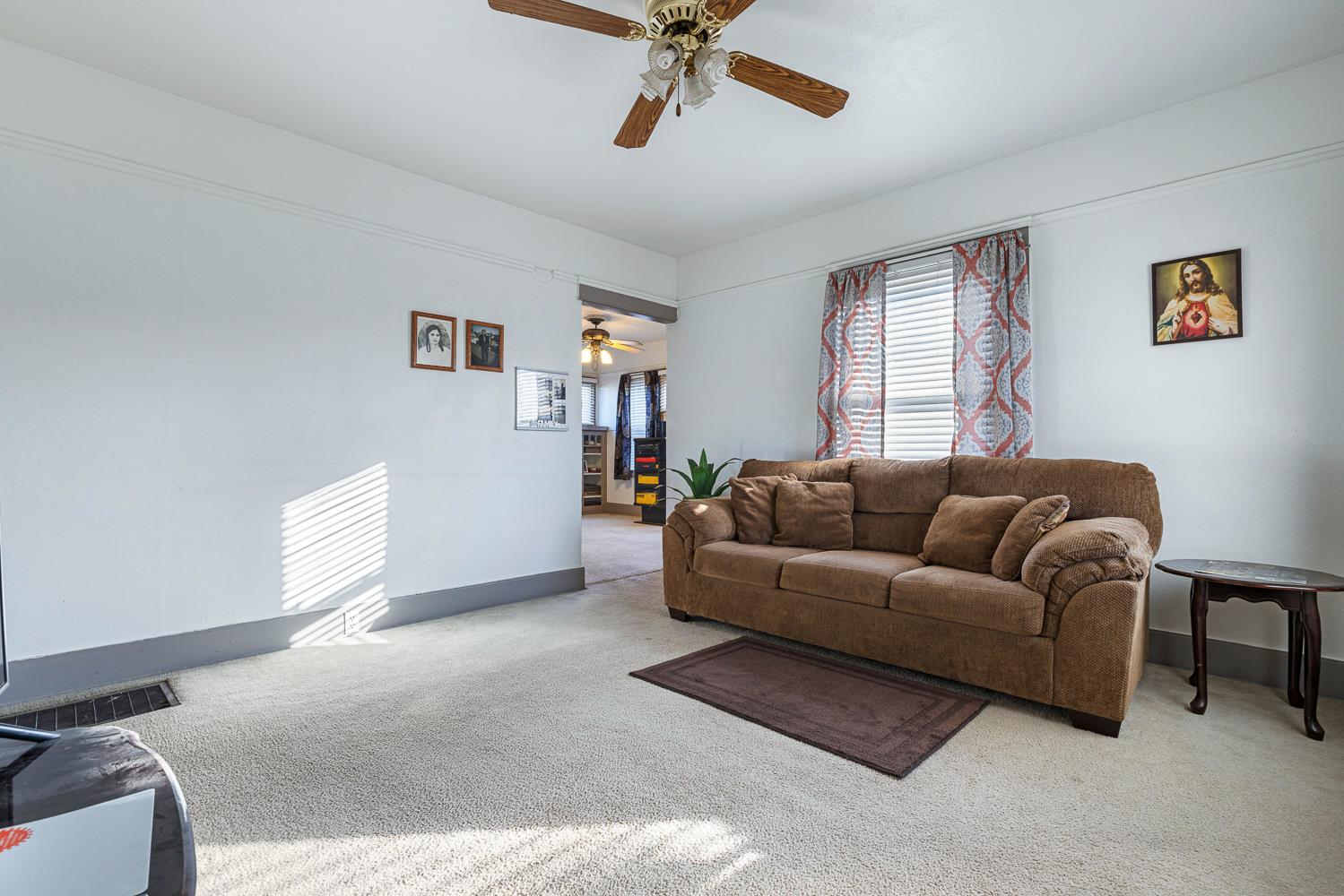 2766 Lee St, Selma, CA 93662