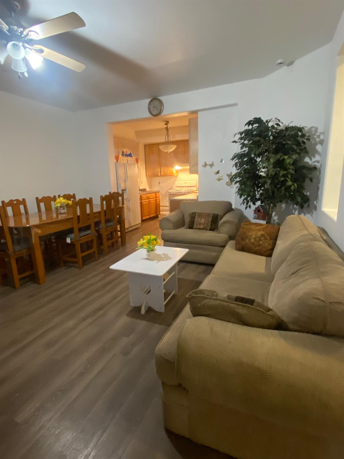 2244 N Thompson Ave, Reedley, CA 93654