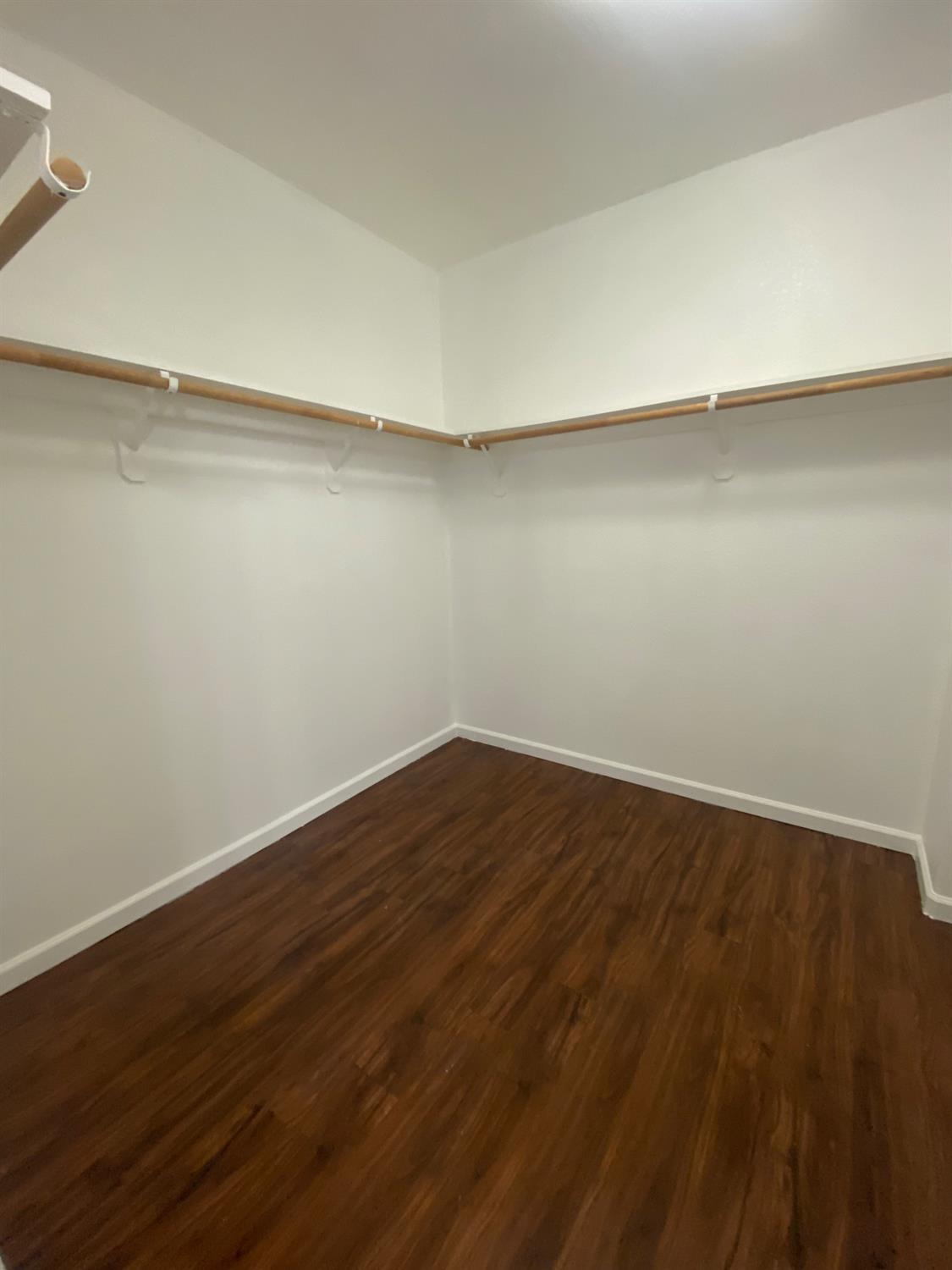 2244 N Thompson Ave, Reedley, CA 93654