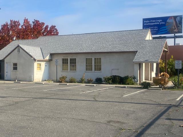 2345 E Clinton Ave, Fresno, CA 93703