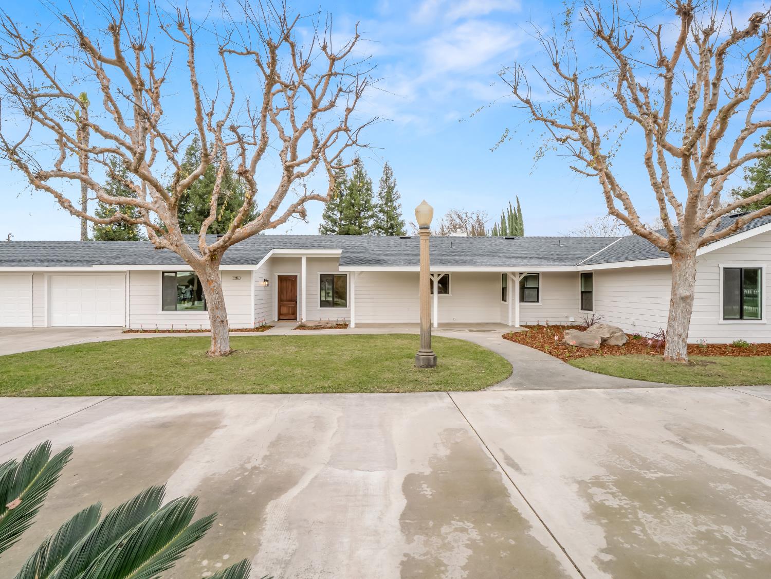 7284 W Rialto Ave, Fresno, CA 93723