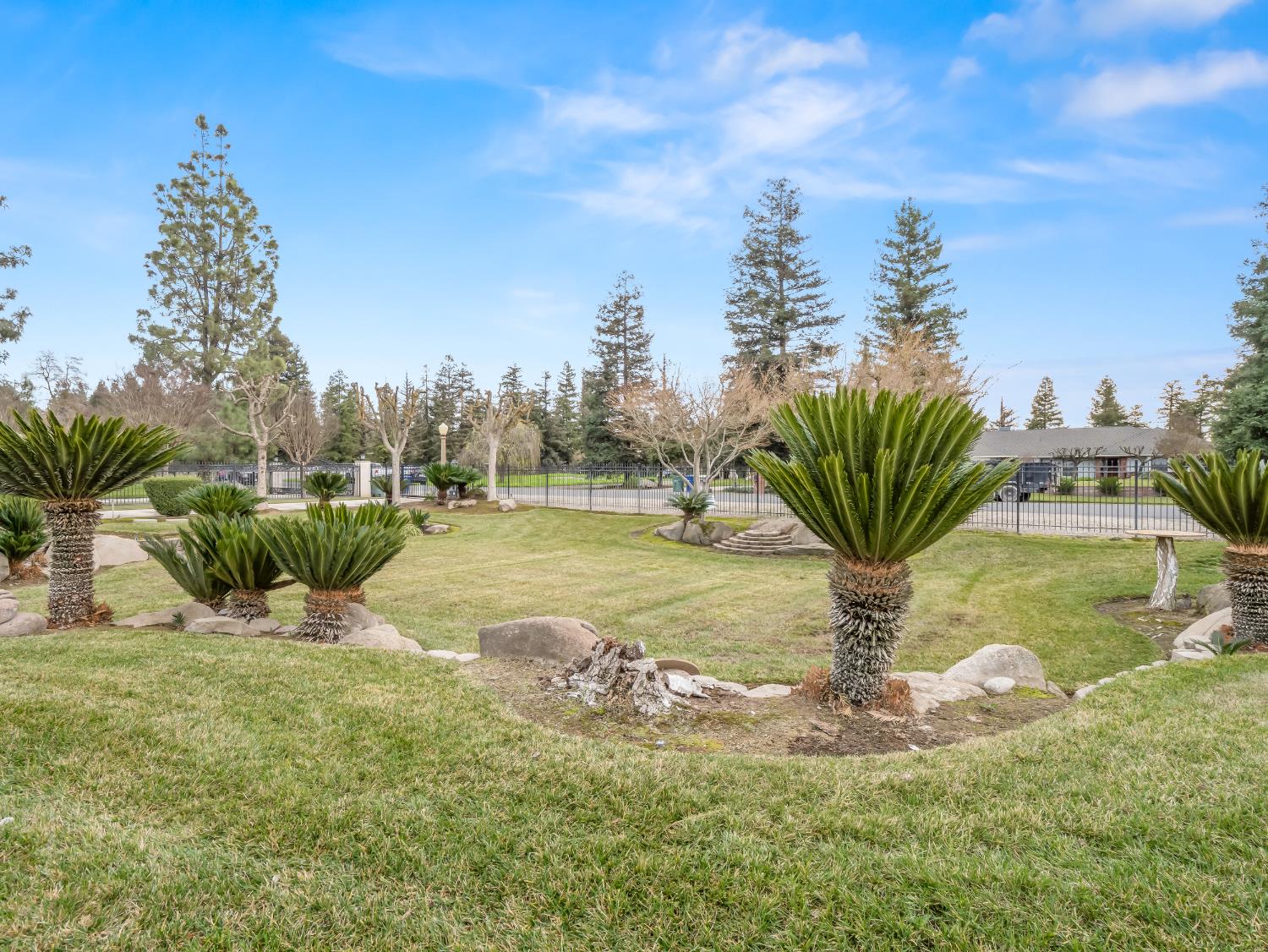 7284 W Rialto Ave, Fresno, CA 93723