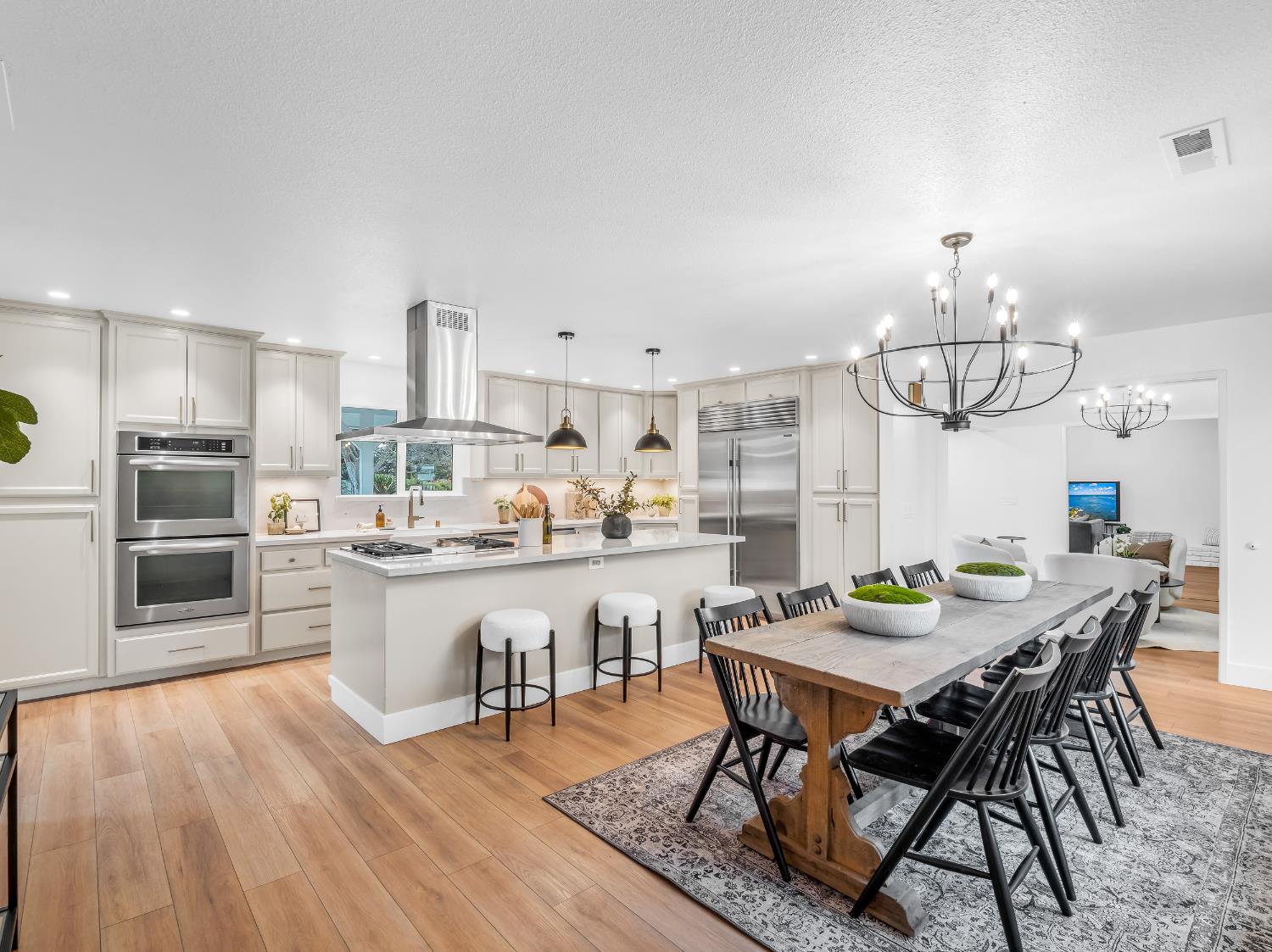 7284 W Rialto Ave, Fresno, CA 93723