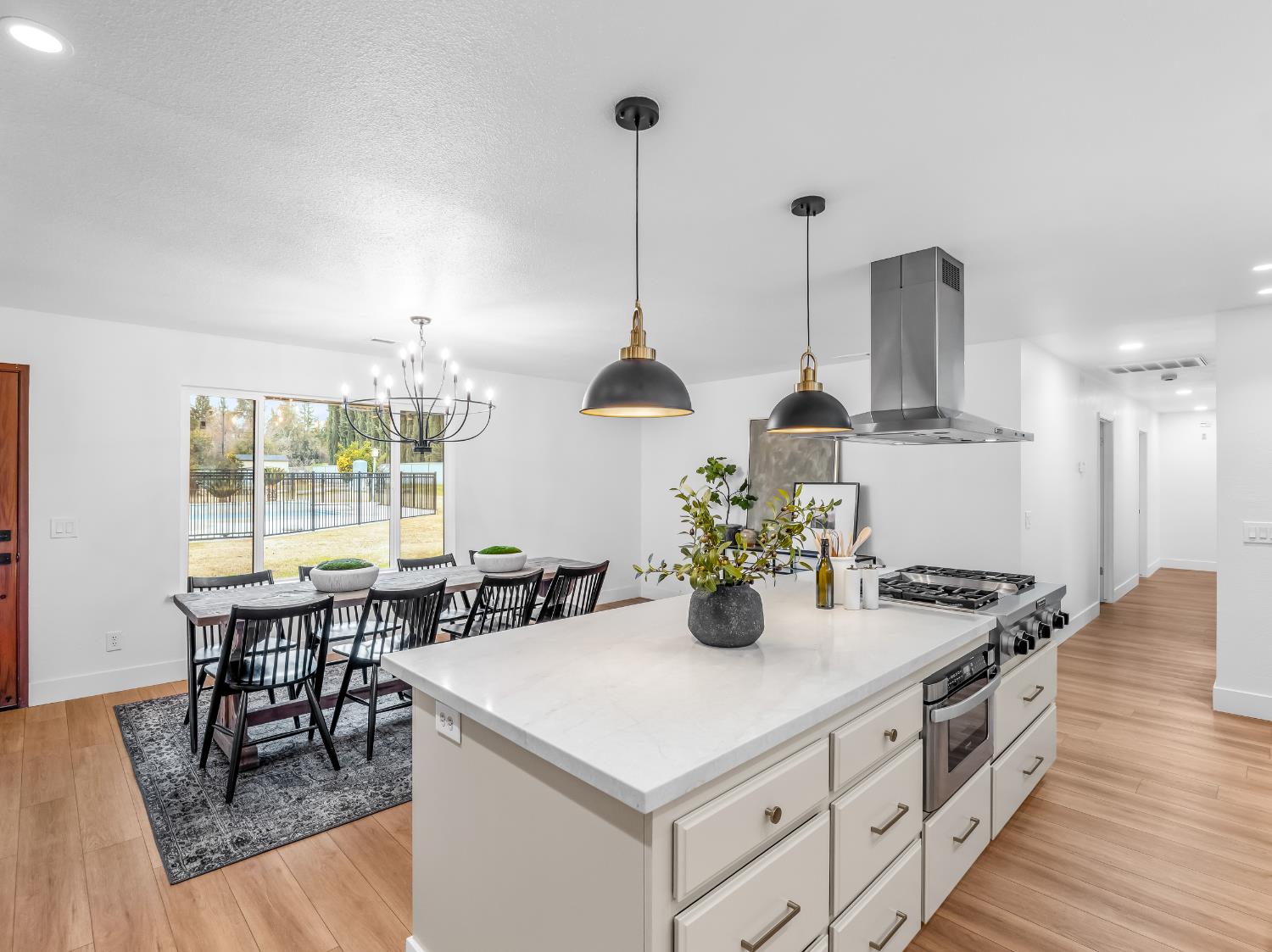 7284 W Rialto Ave, Fresno, CA 93723