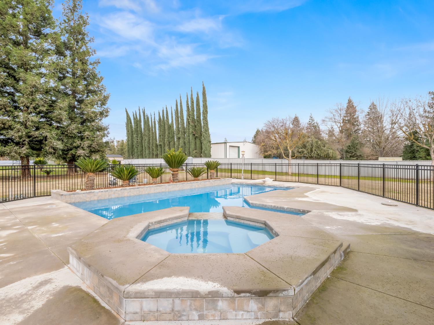 7284 W Rialto Ave, Fresno, CA 93723