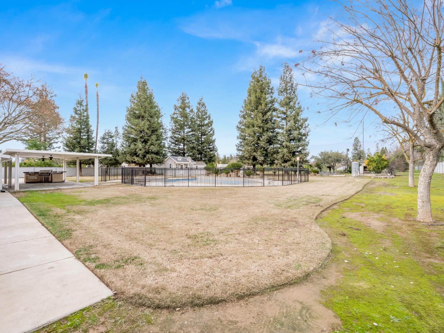 7284 W Rialto Ave, Fresno, CA 93723