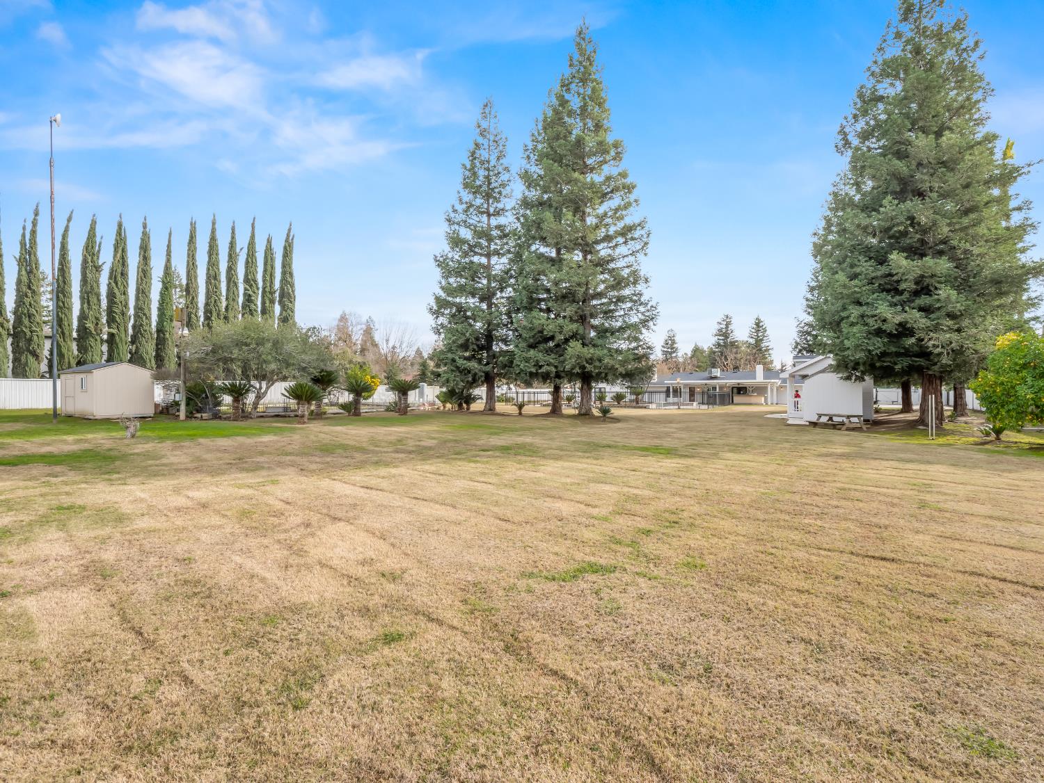 7284 W Rialto Ave, Fresno, CA 93723