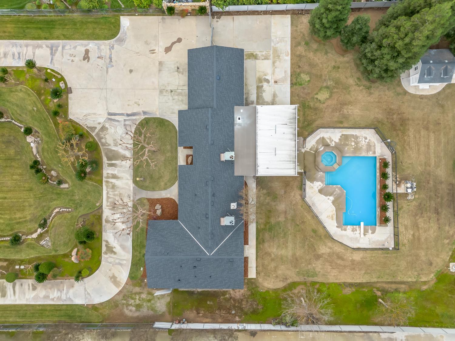 7284 W Rialto Ave, Fresno, CA 93723