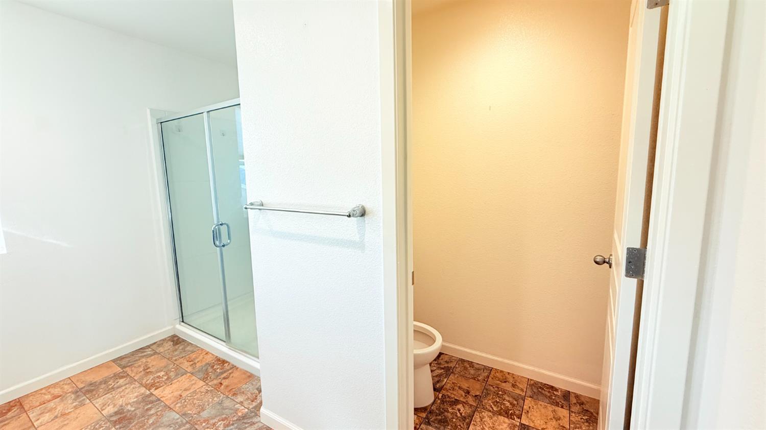 3935 E Myrtle Ave, Visalia, CA 93292