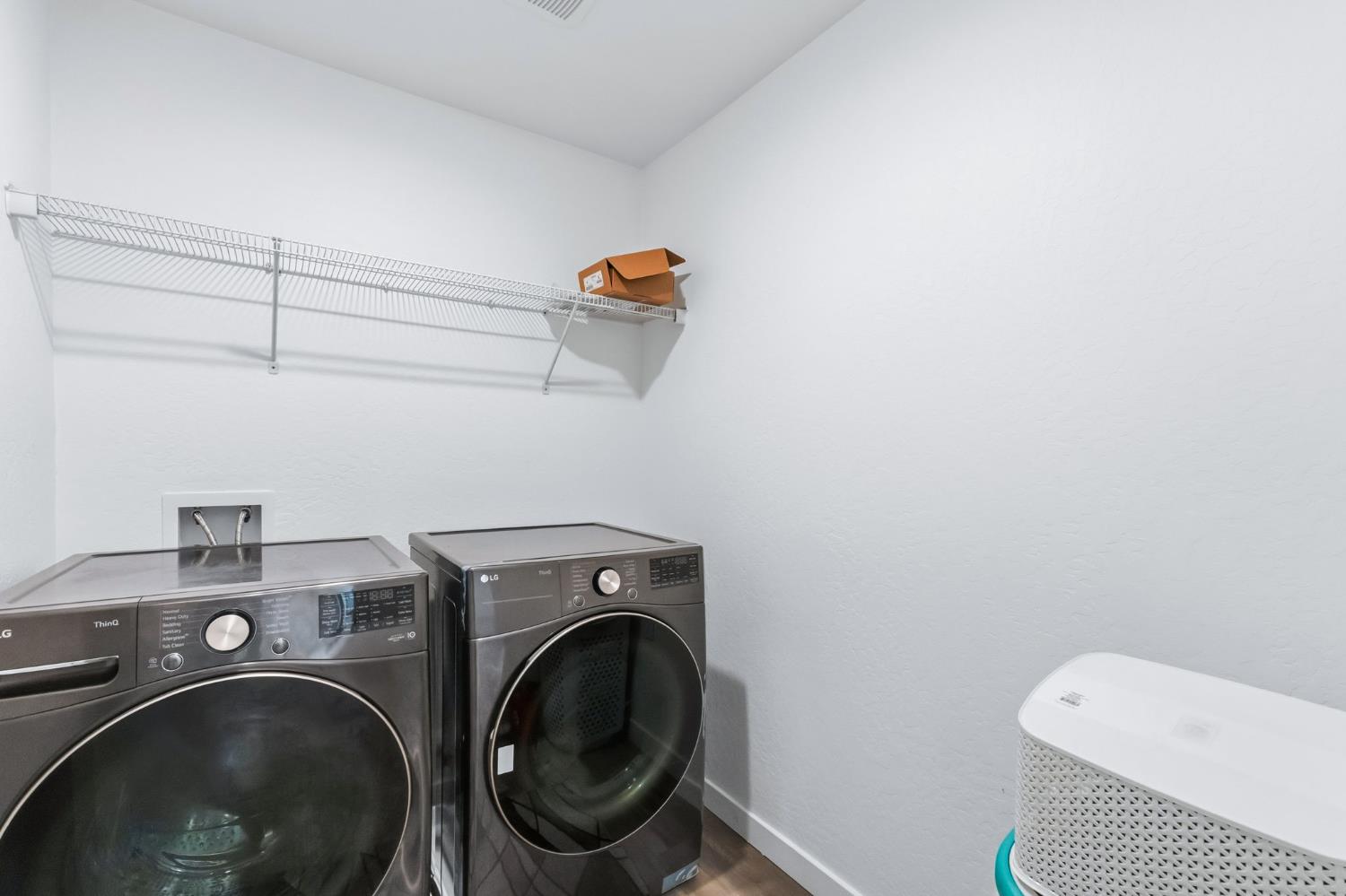 6293 W Willis Ave, Fresno, CA 93723