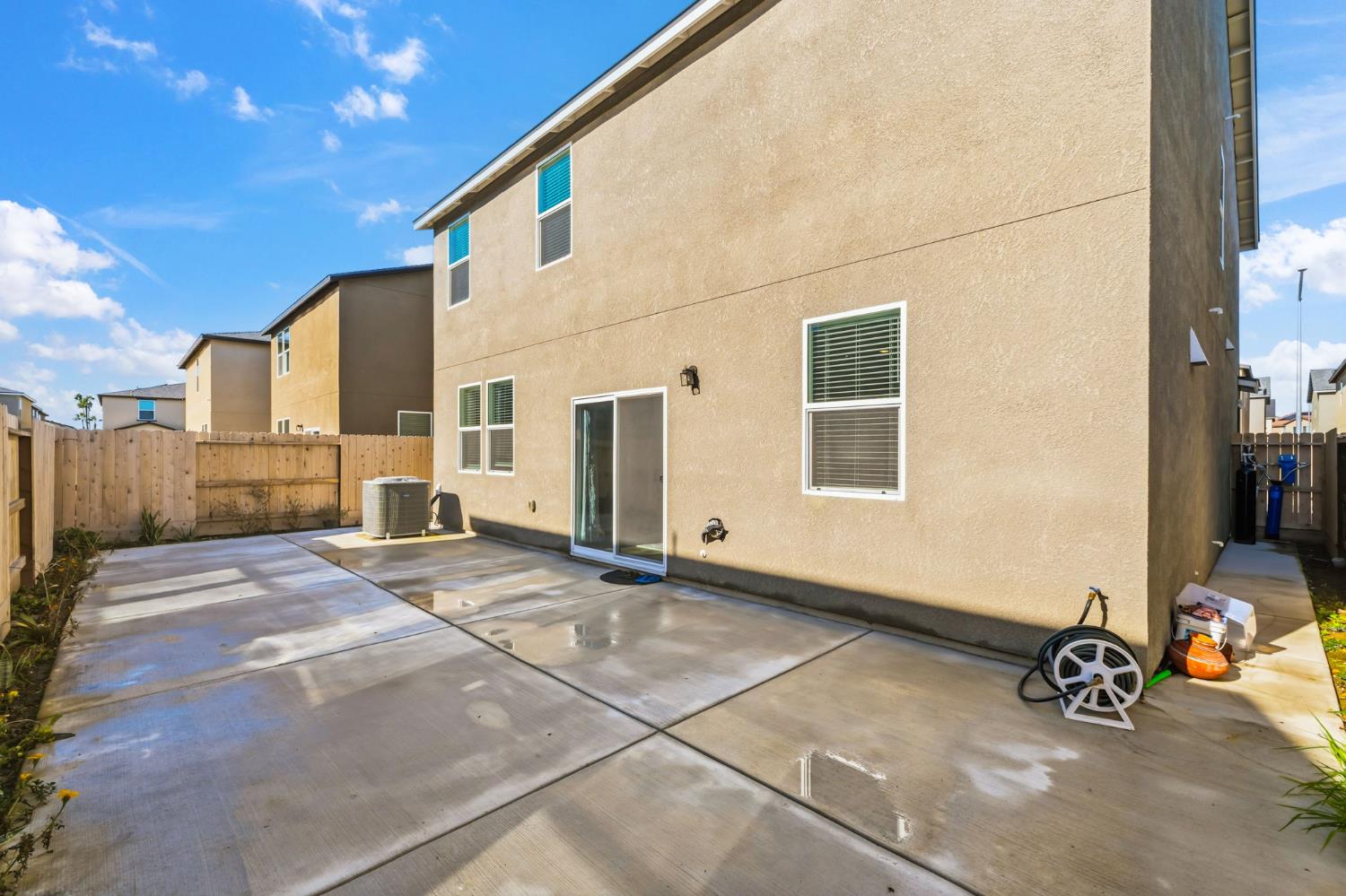 6293 W Willis Ave, Fresno, CA 93723