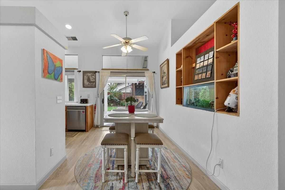 5593 W Norwich Ave, Fresno, CA 93722