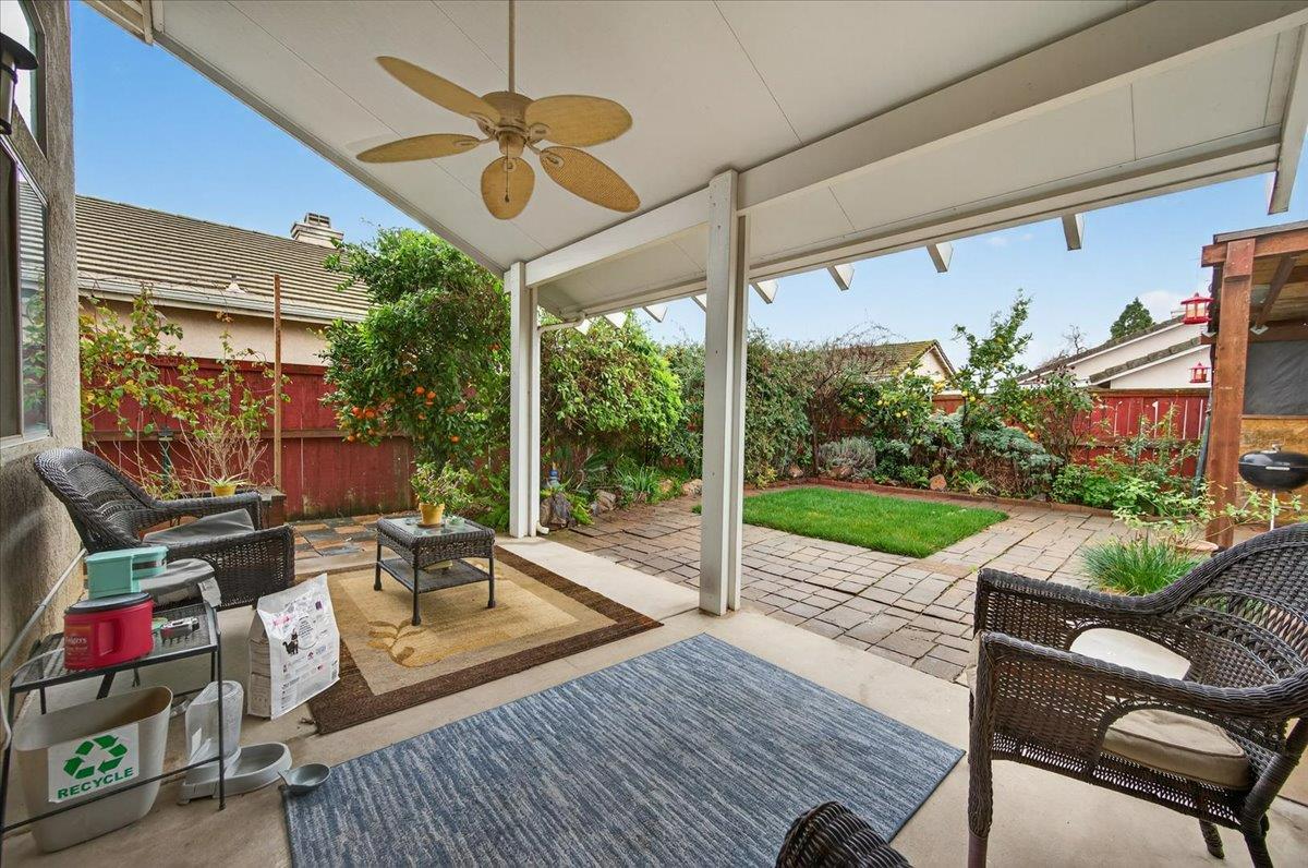 5593 W Norwich Ave, Fresno, CA 93722