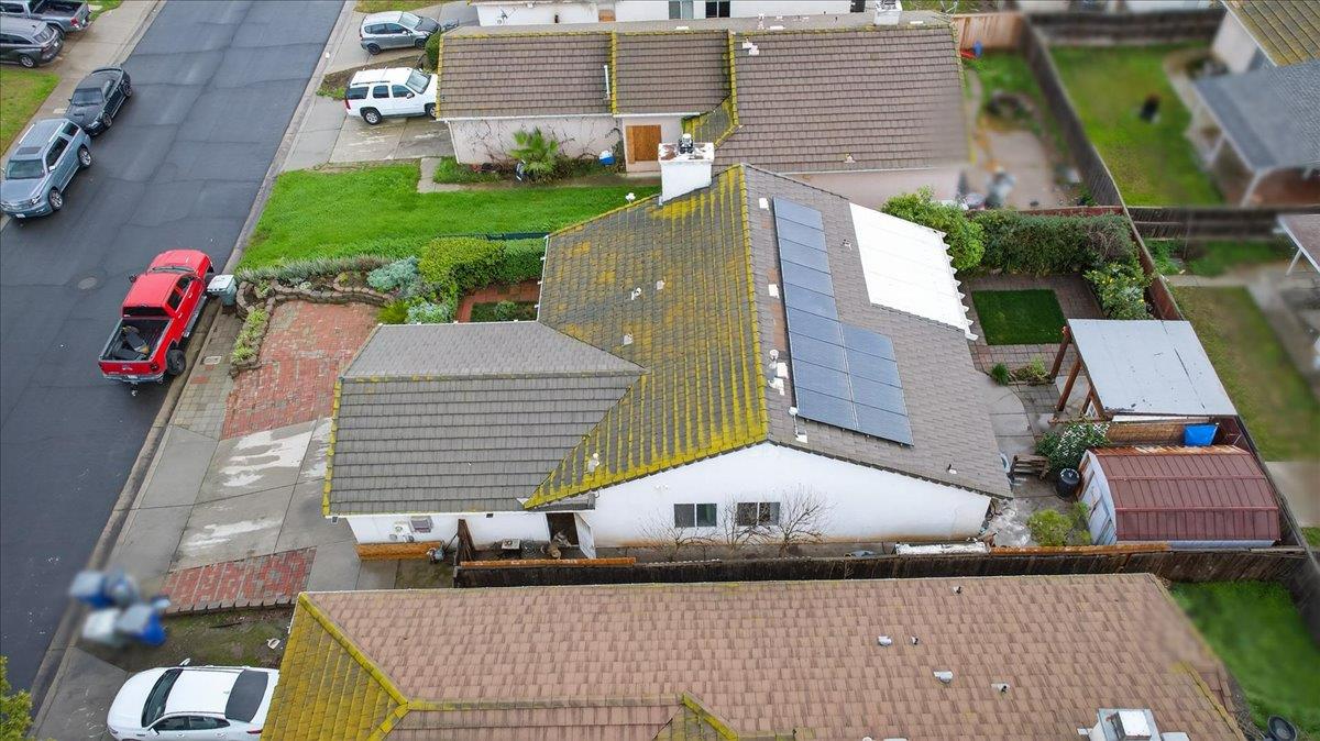 5593 W Norwich Ave, Fresno, CA 93722