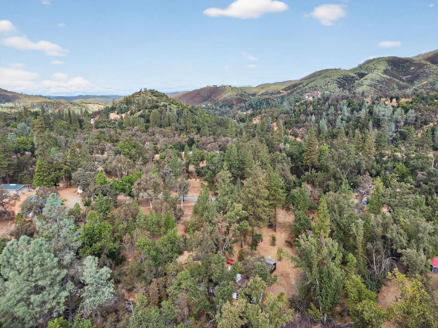 5021 Colorado Rd, Midpines, CA 95345