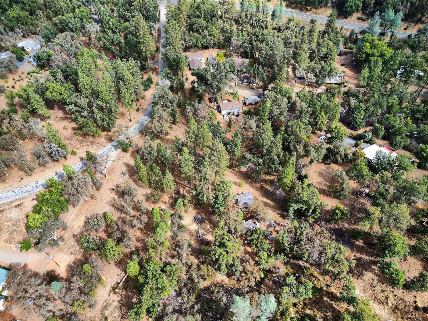 5021 Colorado Rd, Midpines, CA 95345