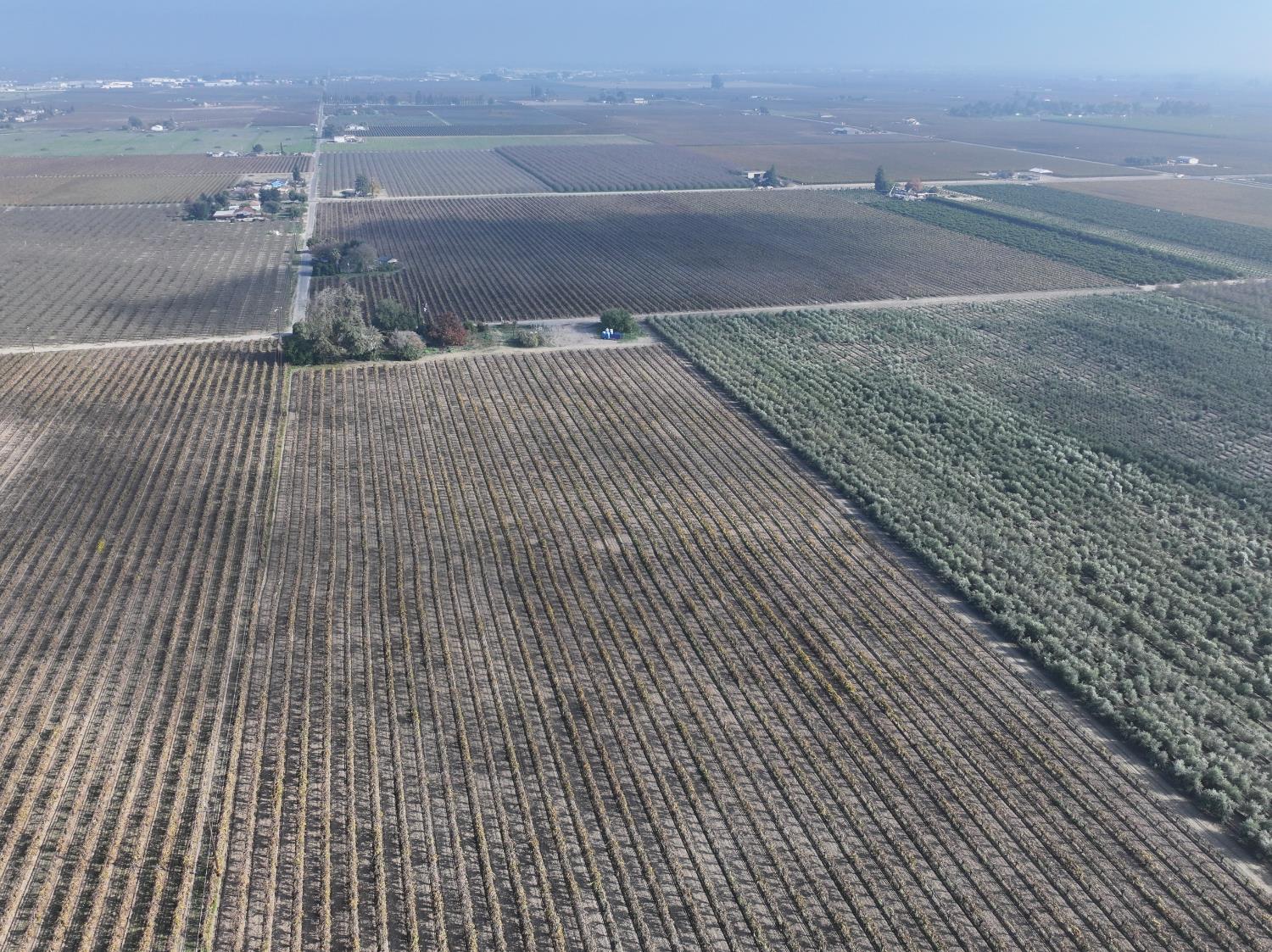 4801 E Parlier Ave, Fowler, CA 93625