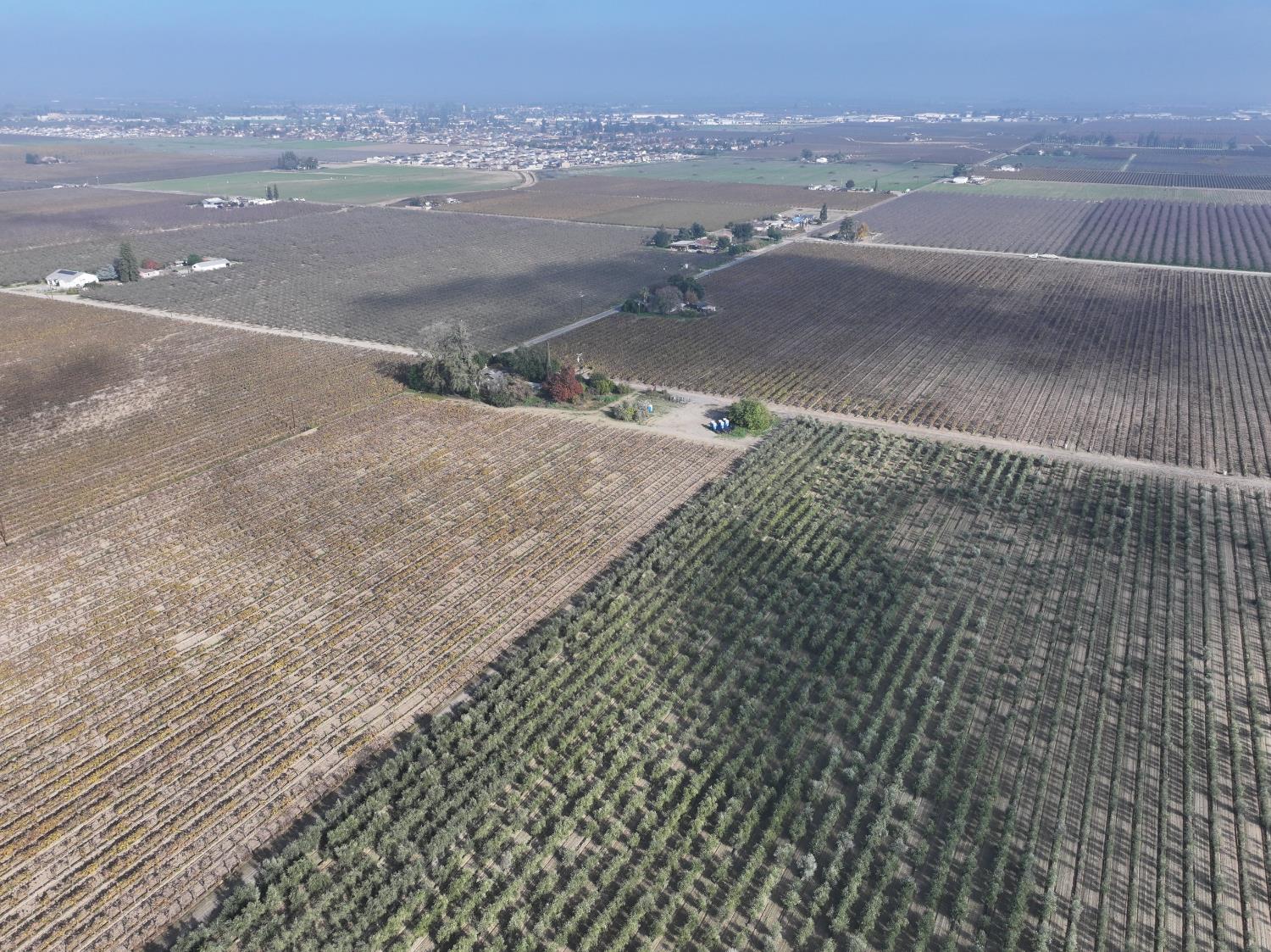 4801 E Parlier Ave, Fowler, CA 93625