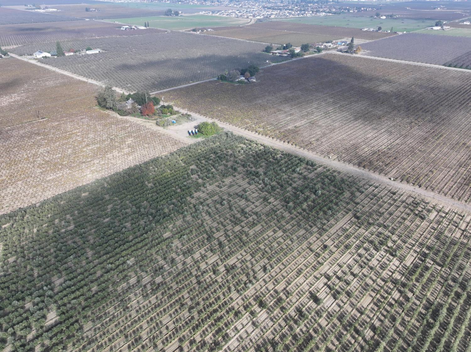 4801 E Parlier Ave, Fowler, CA 93625