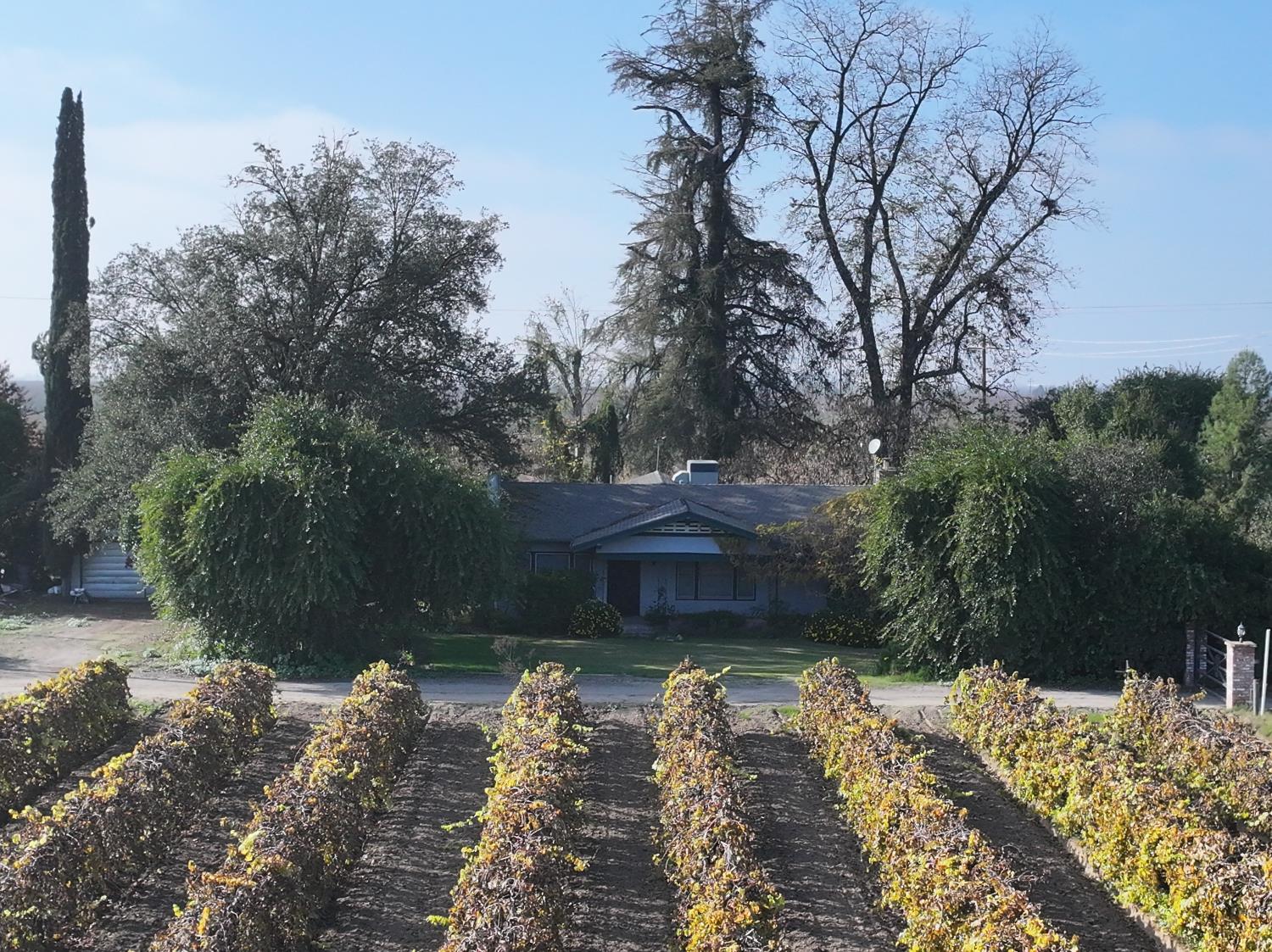 4801 E Parlier Ave, Fowler, CA 93625