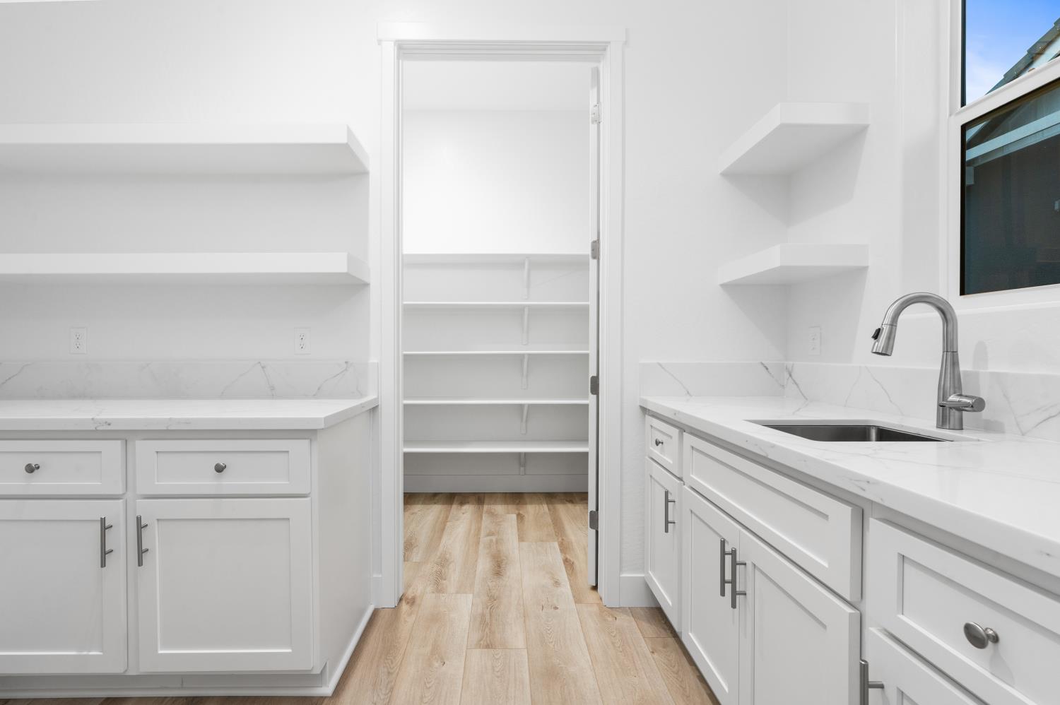 1397 N Fordham Ave, Clovis, CA 93619