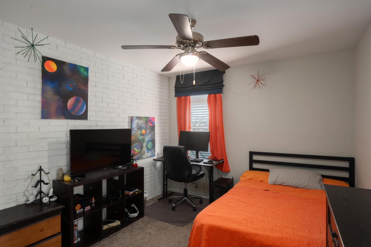 158 Drake St, Madera, CA 93638