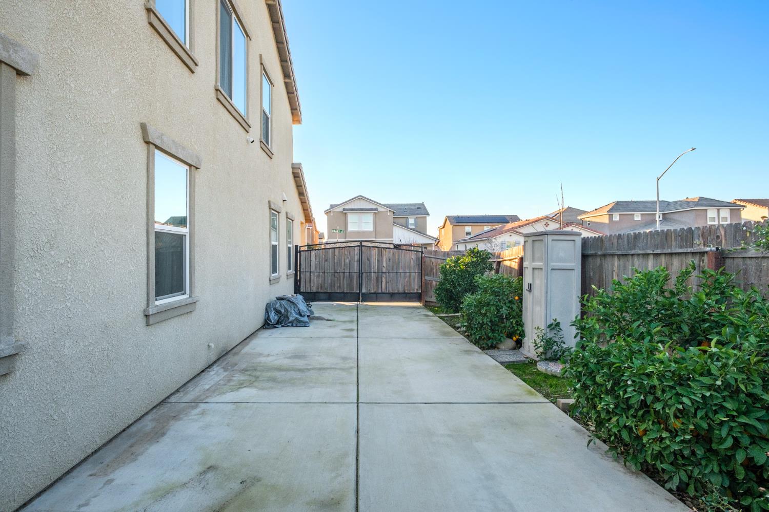 158 Drake St, Madera, CA 93638