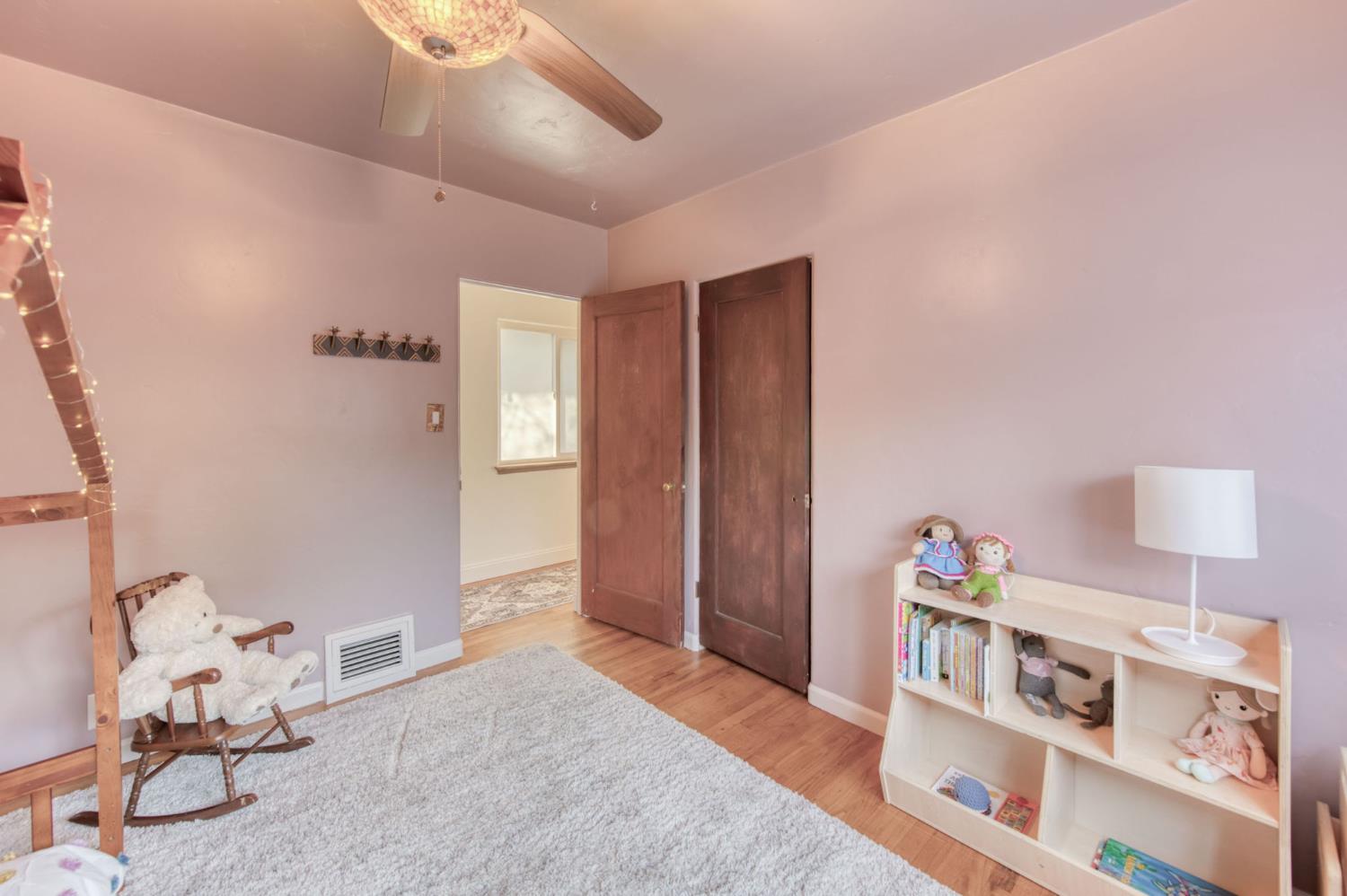 105 Clinton, Fresno, CA 93704