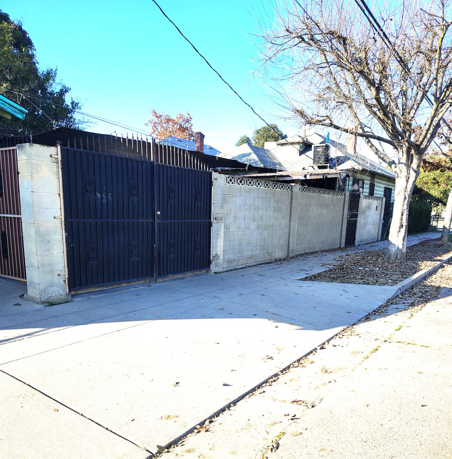 2636 E Washington Ave, Fresno, CA 93701