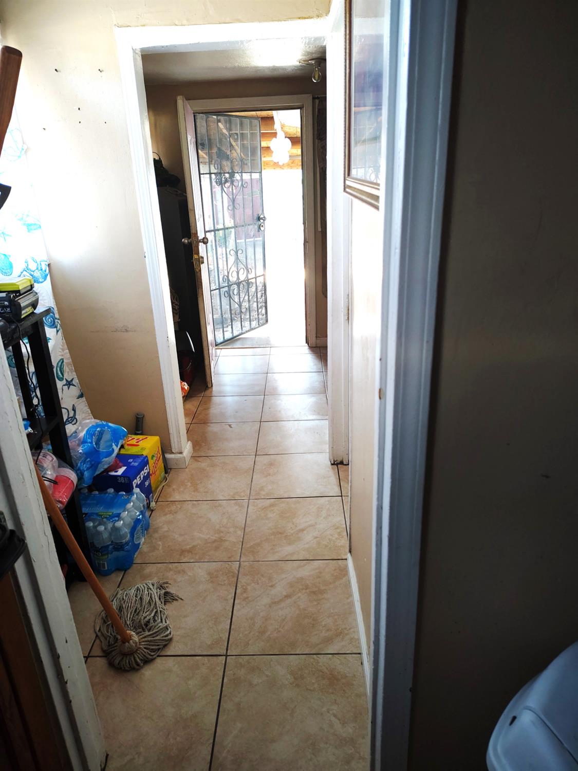 2636 E Washington Ave, Fresno, CA 93701