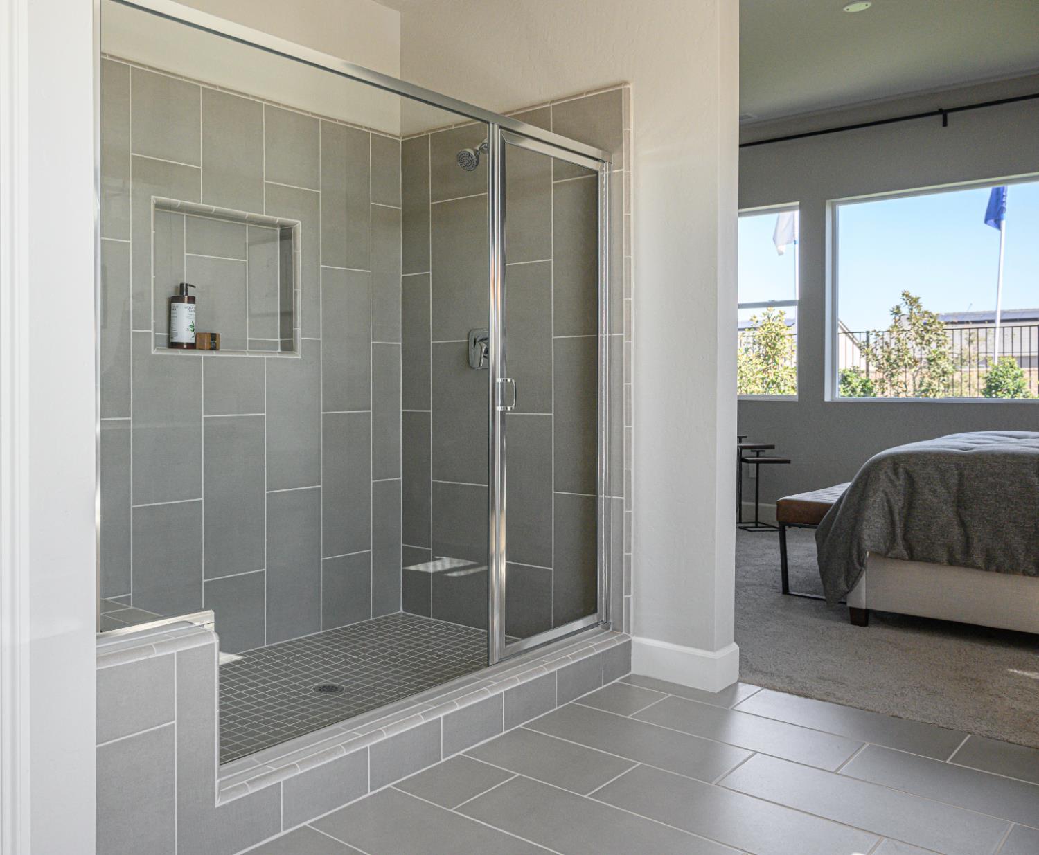 2071 N Rogers Lane, Clovis, CA 93619