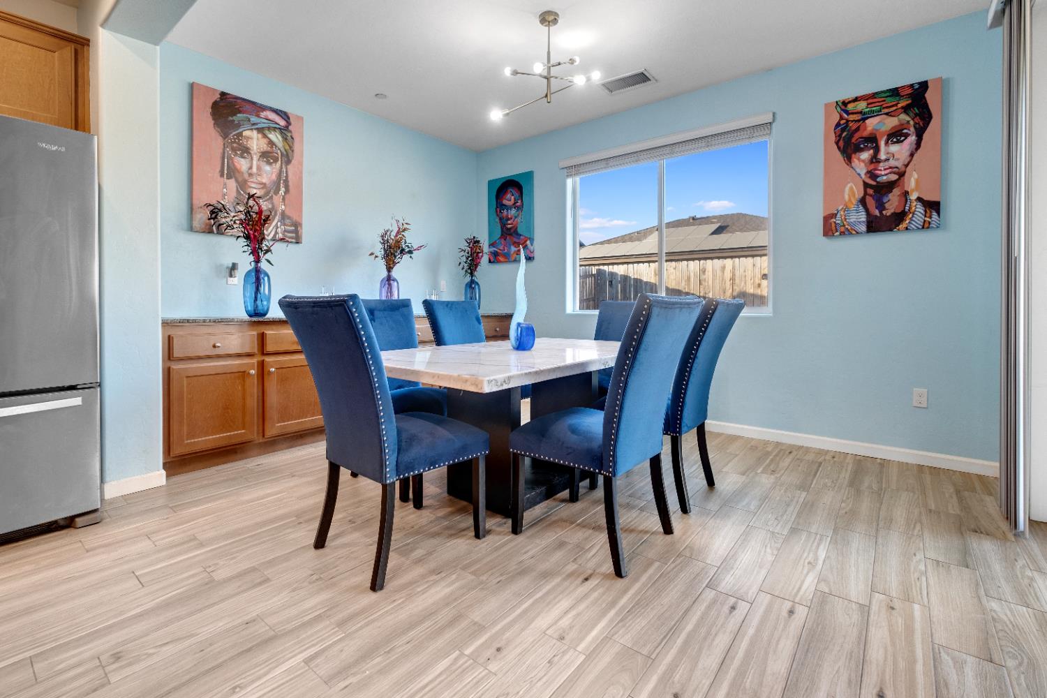 1890 Tamworth Ave, Tulare, CA 93274