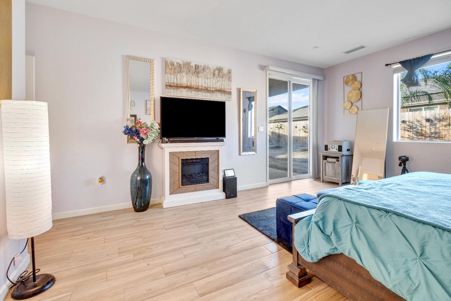 1890 Tamworth Ave, Tulare, CA 93274