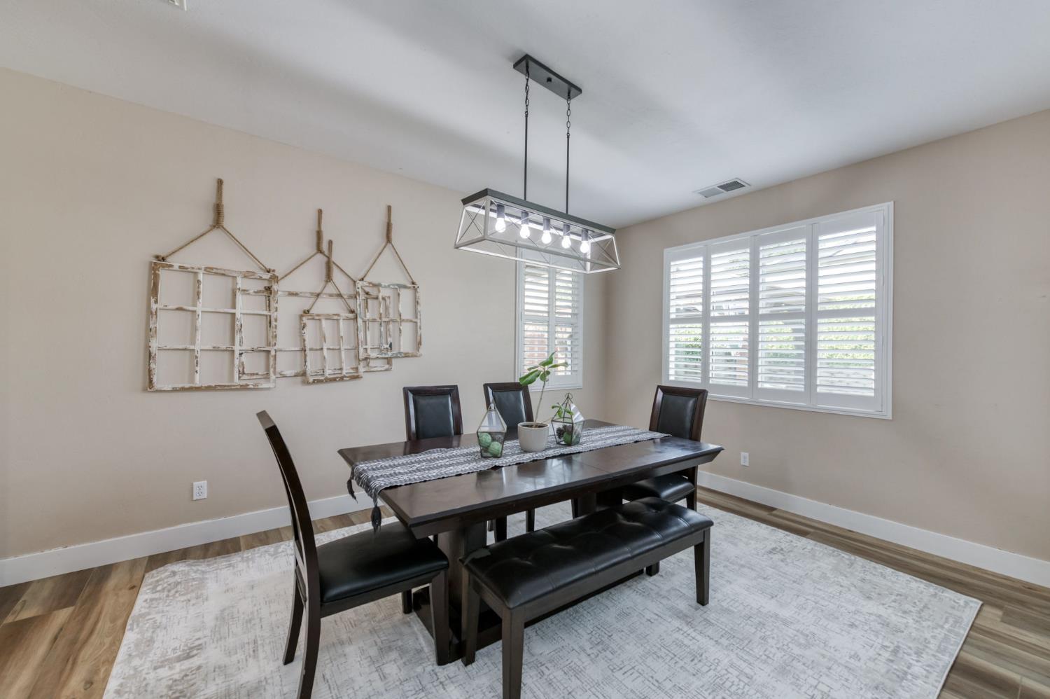 3129 3129 Ashcroft Avenue, Clovis, CA 93619