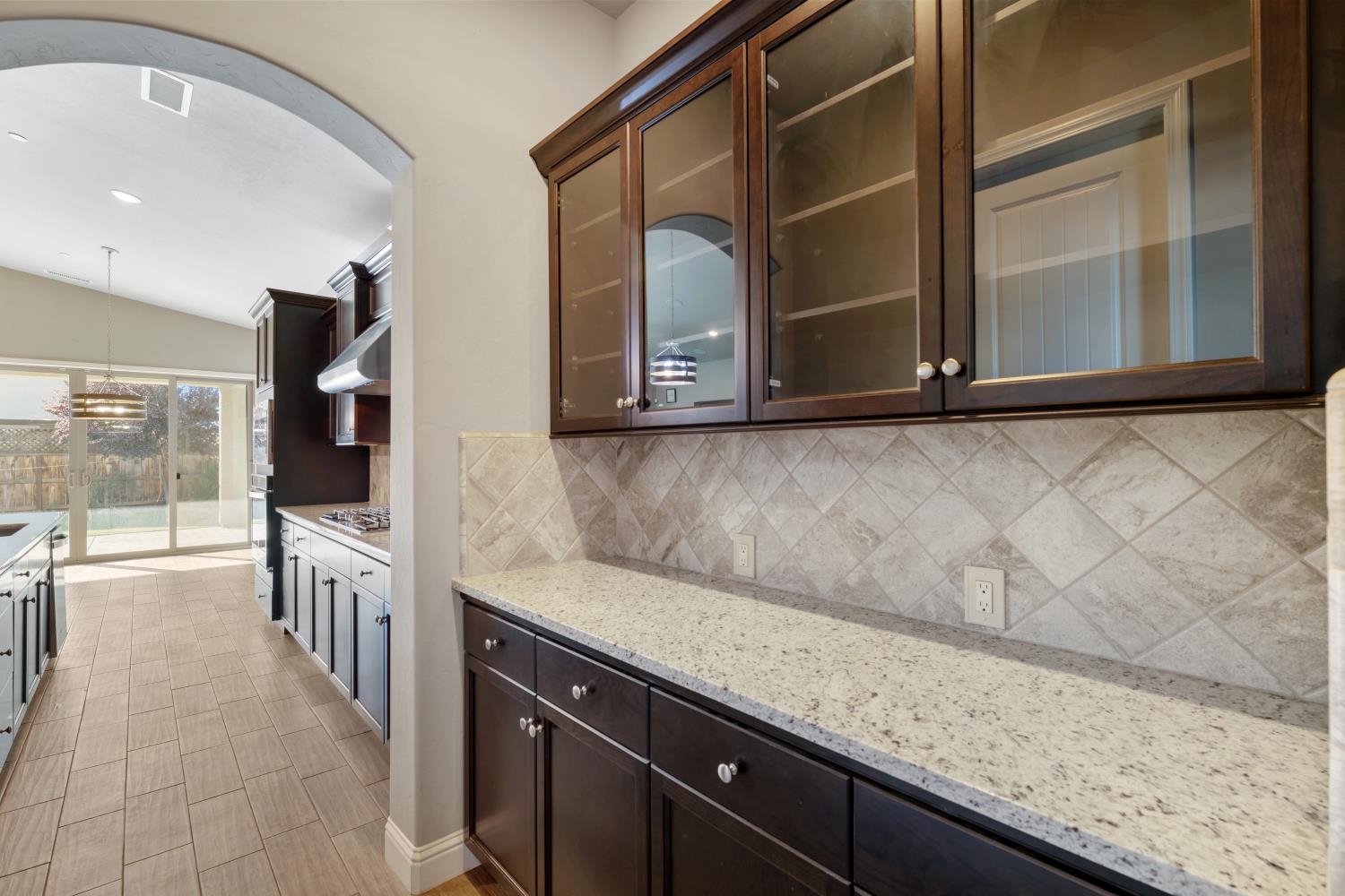 2871 N Cypress Ave, Fresno, CA 93727