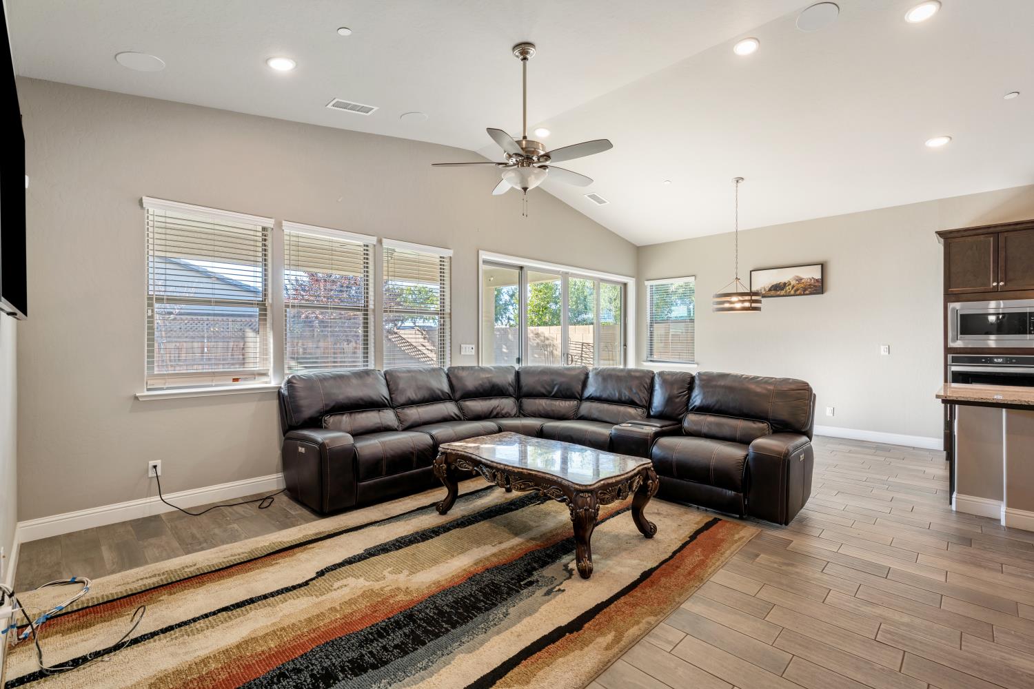 2871 N Cypress Ave, Fresno, CA 93727